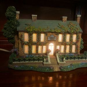 Thomas Kinkade the Lamplight inn